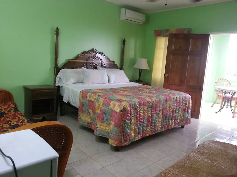 *** Hotel Emerald View Resort Villa Montego Bay Jamaica