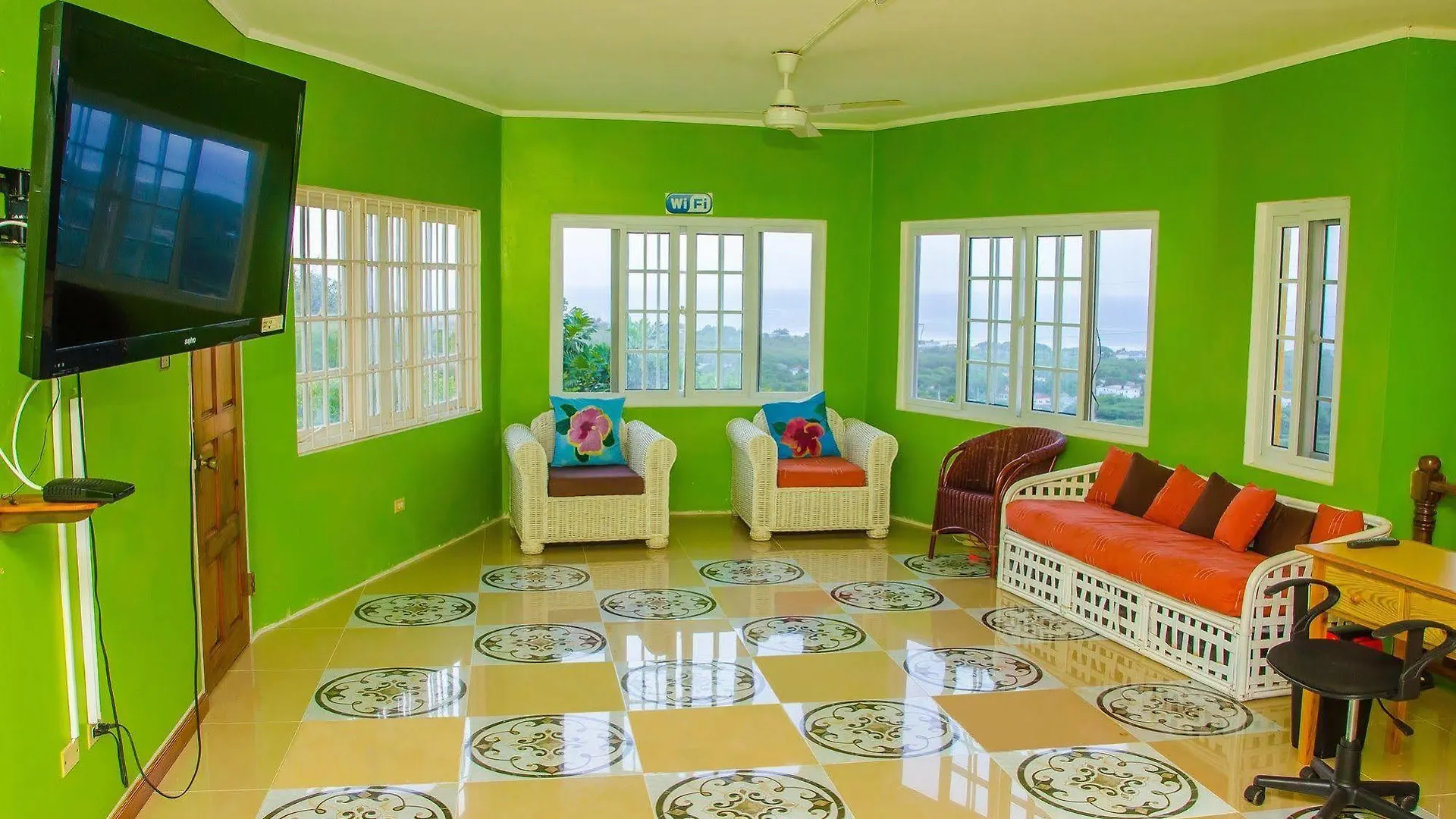Emerald View Resort Villa Montego Bay Otel